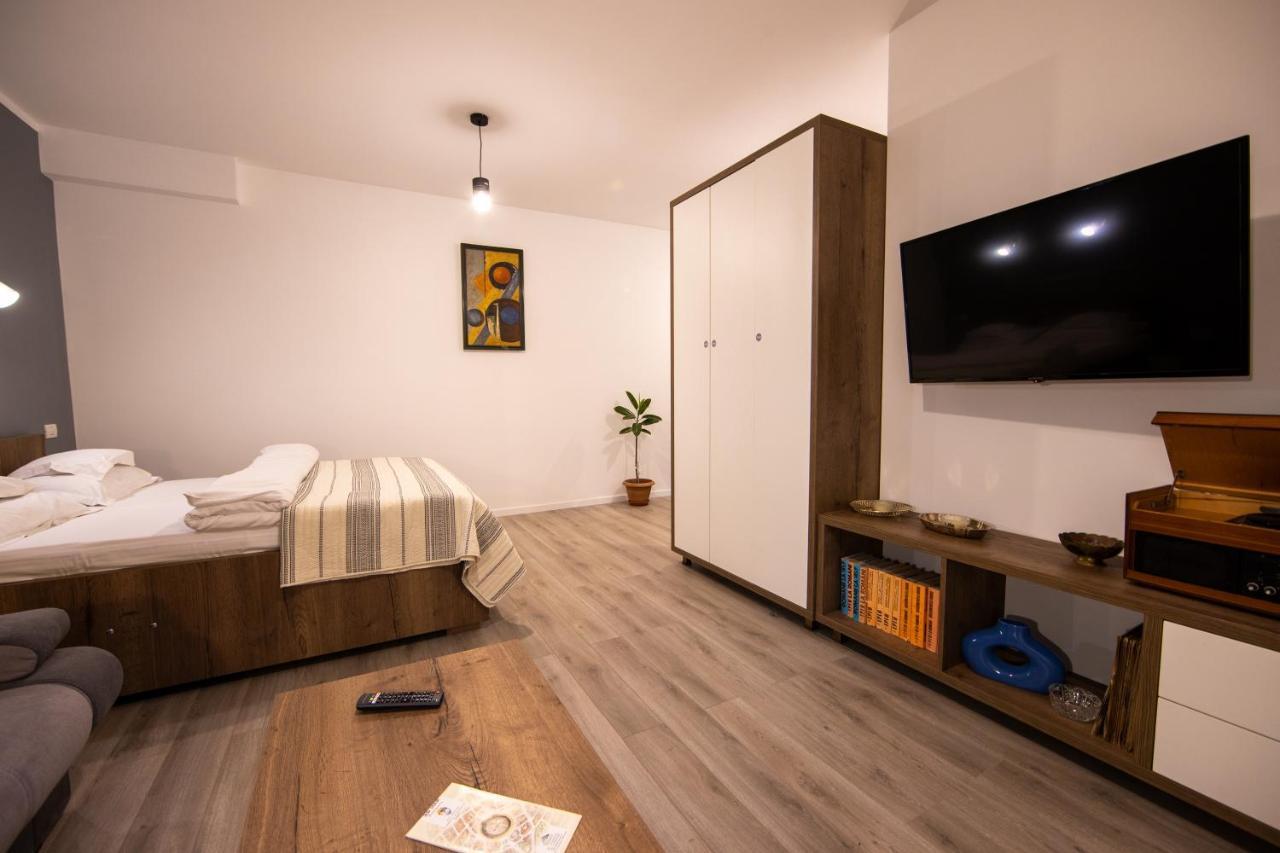 Central Place Apartment Timisoara 2 מראה חיצוני תמונה